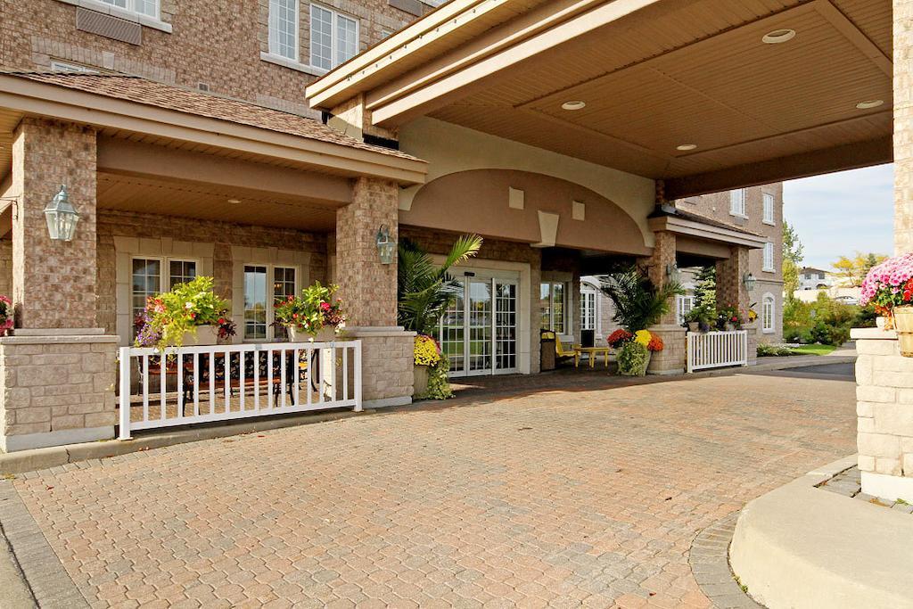 Fairfield Inn & Suites By Marriott Ottawa Kanata Exterior photo